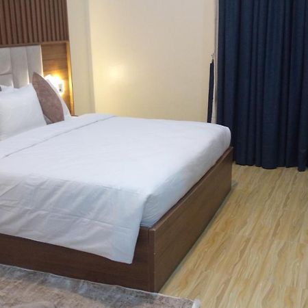 Ofas Chelsea Hotel Abuja Ngoại thất bức ảnh