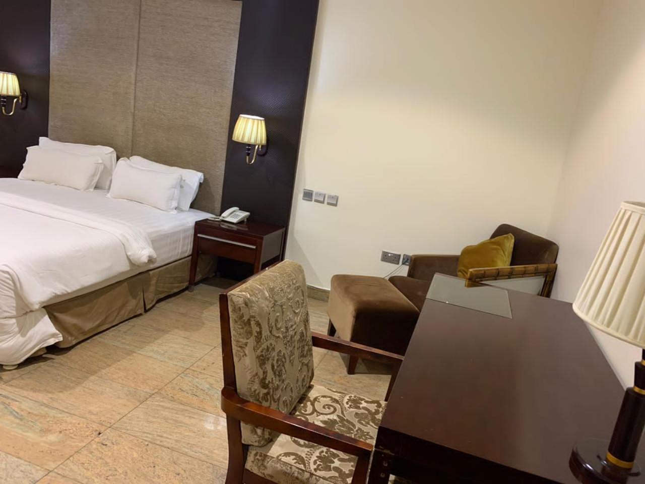Ofas Chelsea Hotel Abuja Ngoại thất bức ảnh